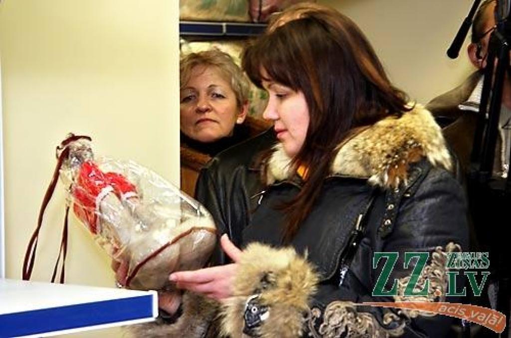 Ceturtdien Jelgavā, biznesa centrā «Zemgale» tika atklāta Baltkrievijas tirdzniecības centra filiāle, un atklāšanas pasākumu apmeklēja arī Baltkrievijas vēstnieks Latvijā Aleksandrs Garasimenko. Tādējādi Jelgava kļuvusi par pirmo reģionālo...