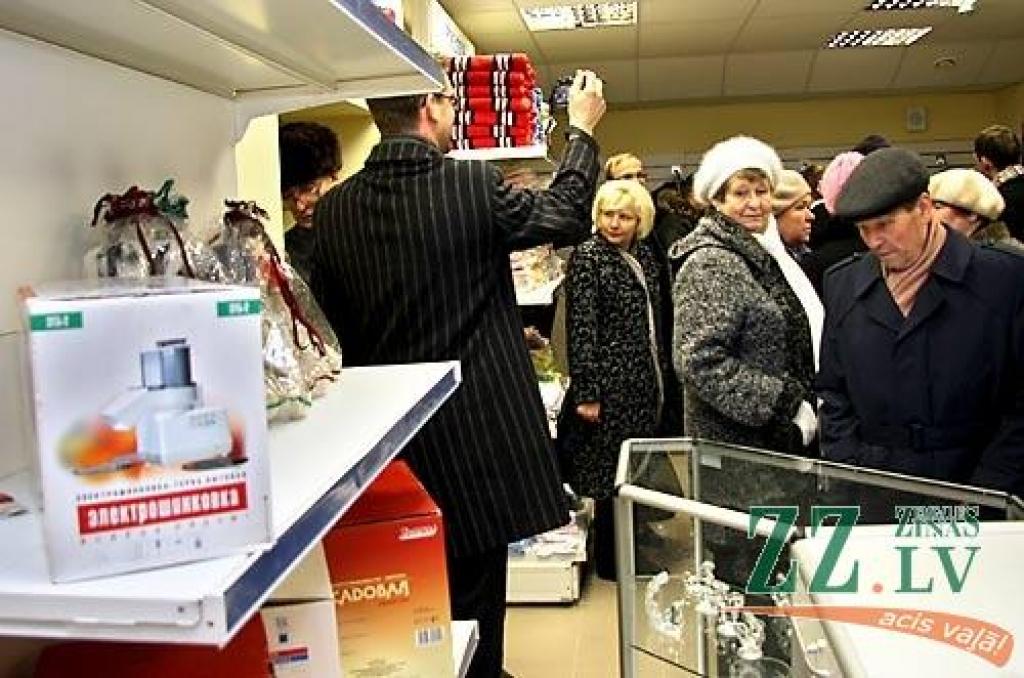 Ceturtdien Jelgavā, biznesa centrā «Zemgale» tika atklāta Baltkrievijas tirdzniecības centra filiāle, un atklāšanas pasākumu apmeklēja arī Baltkrievijas vēstnieks Latvijā Aleksandrs Garasimenko. Tādējādi Jelgava kļuvusi par pirmo reģionālo...