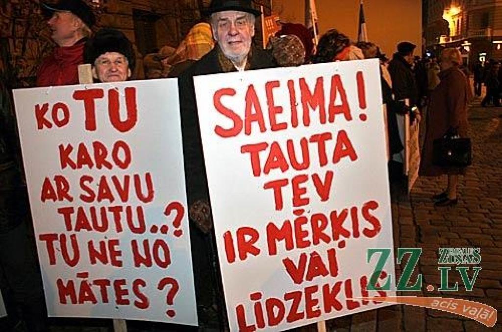 Ceturtdienas rītā vairāk nekā 1000 piketētāju pie Saeimas pauda savu noraidošo attieksmi pret gaidāmo reģionālo reformu. Viņu vidū bija arī Jelgavas rajona pārstāvji.
