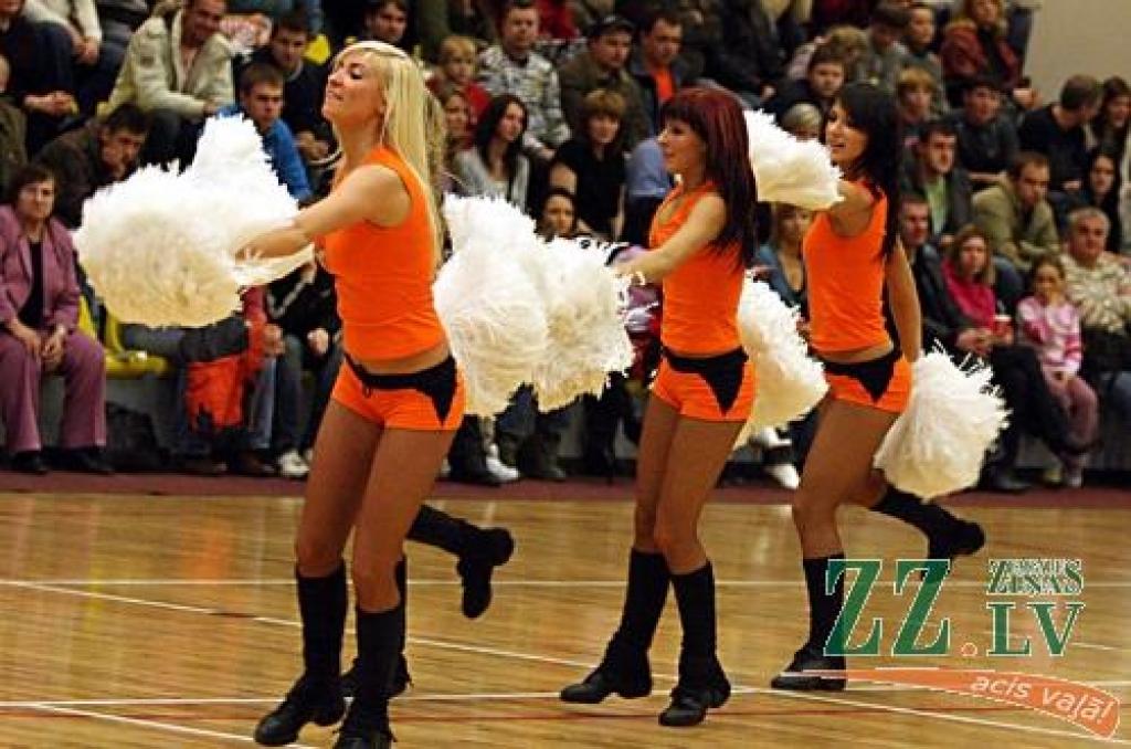 Sestdienas vakarā Jelgavas Sporta hallē BK «Zemgale» aizvadīja kārtējo Latvijas Basketbola līgas 1.divīzijas spēli pret Valda Valtera trenēto komandu «VEF Rīga», izcīnot lielisku uzvaru ar rezultātu 89:79.