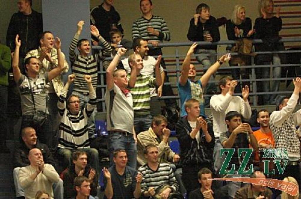 Sestdienas vakarā Jelgavas Sporta hallē BK «Zemgale» aizvadīja kārtējo Latvijas Basketbola līgas 1.divīzijas spēli pret Valda Valtera trenēto komandu «VEF Rīga», izcīnot lielisku uzvaru ar rezultātu 89:79.