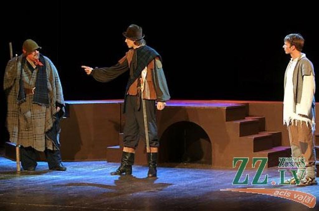 Sestdienas vakarā pilsētas kultūras namā notika pirmizrāde Ādolfa Alunāna Jelgavas teātra iestudējumam – Marka Tvena «Princis un ubaga zēns». Pirms izrādes teātra galvenās režisores Lūcijas Ņefedovas izteiktā vēlēšanās – «gribas, lai...
