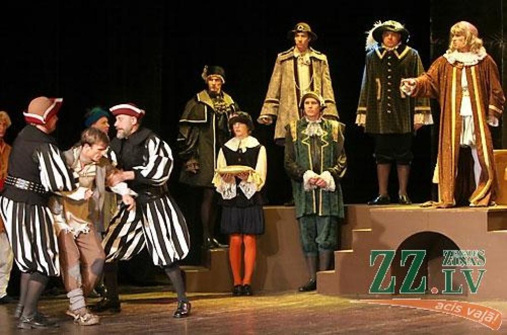 Sestdienas vakarā pilsētas kultūras namā notika pirmizrāde Ādolfa Alunāna Jelgavas teātra iestudējumam – Marka Tvena «Princis un ubaga zēns». Pirms izrādes teātra galvenās režisores Lūcijas Ņefedovas izteiktā vēlēšanās – «gribas, lai...