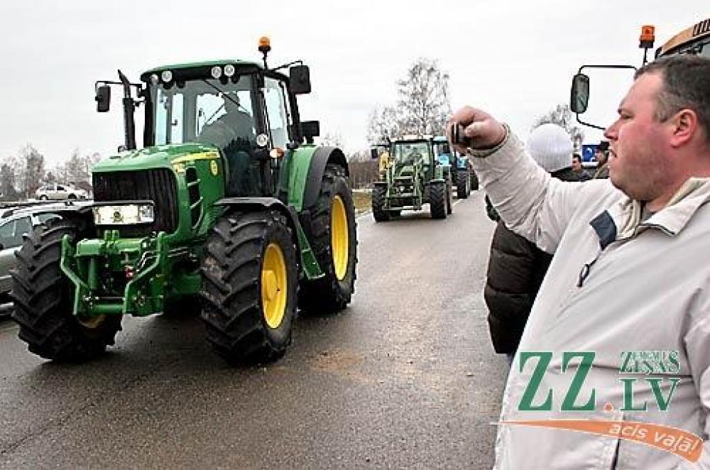 Otrdien miermīlīgajā protesta akcijā, kas Jelgavas pusē risinājās uz apvedceļa virzienā uz Rīgu līdz Loka maģistrālei un atpakaļ līdz tā saucamajam Mežciema aplim, piedalījās ap 500 lauksaimnieku. Viņi bija ieradušies ar 116 traktoriem un...