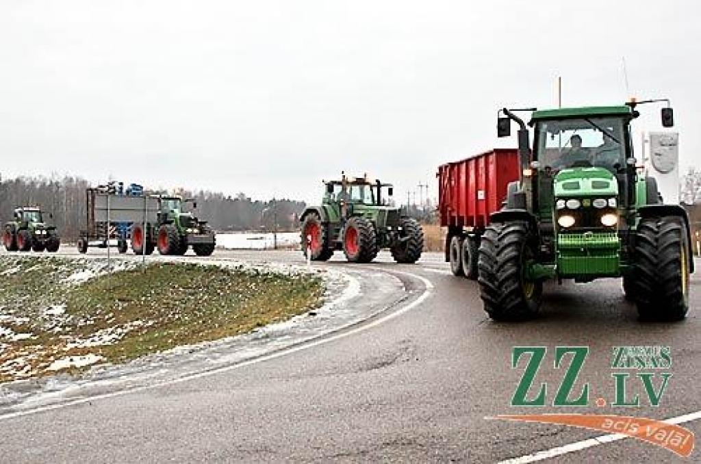 Otrdien miermīlīgajā protesta akcijā, kas Jelgavas pusē risinājās uz apvedceļa virzienā uz Rīgu līdz Loka maģistrālei un atpakaļ līdz tā saucamajam Mežciema aplim, piedalījās ap 500 lauksaimnieku. Viņi bija ieradušies ar 116 traktoriem un...