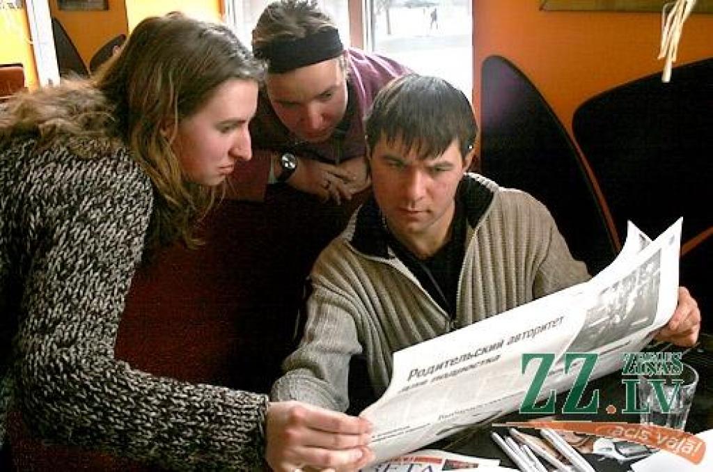 Jelgavā sācies 11.Starptautiskais ledus skulptūru festivāls. Vispirms 30 uz festivālu ieradušies ledus skulptori Uzvaras parkā izvietotajās teltīs veido mazās skulptūras par tēmu «Mīlas galaktika», kam sekos komandu darbs pie 15 lielajiem...