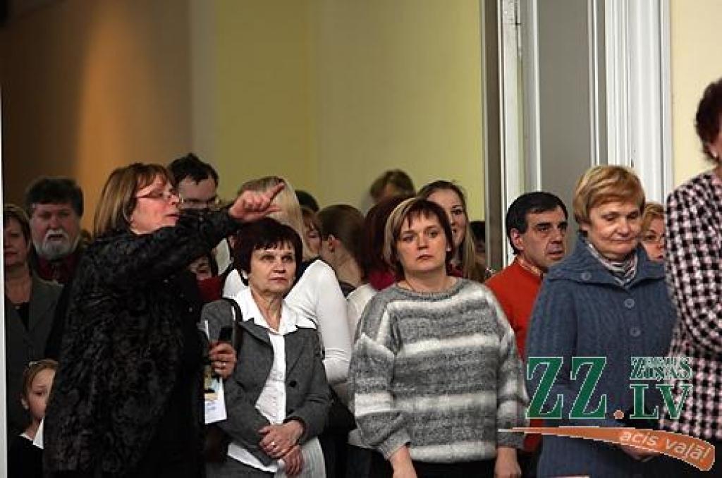 Trešdienas vakarā Jelgavas pils aulā aizvadīts Latvijas Lauksaimniecības universitātes (LLU) jubilejas gadam veltīts koncerts «Pavasaris pirms 70 gadiem». Pavasara koncertu rīkošana ir LLU Studentu kluba uzturēta tradīcija, un šogad tajā...