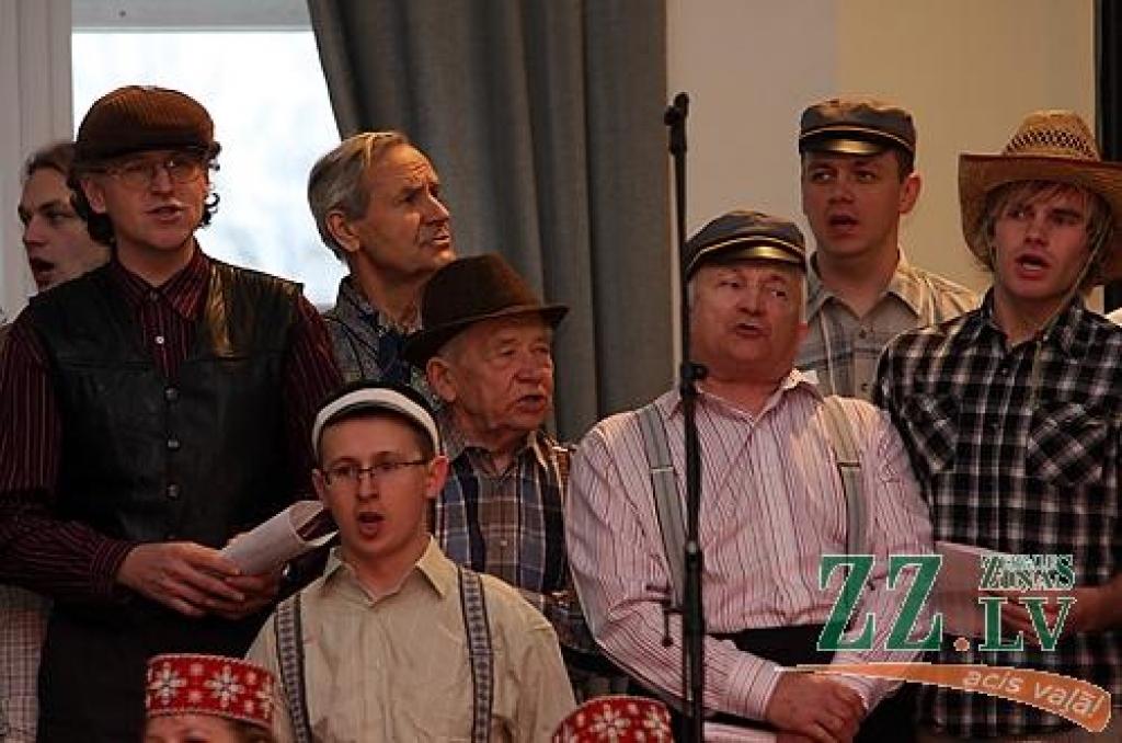 Trešdienas vakarā Jelgavas pils aulā aizvadīts Latvijas Lauksaimniecības universitātes (LLU) jubilejas gadam veltīts koncerts «Pavasaris pirms 70 gadiem». Pavasara koncertu rīkošana ir LLU Studentu kluba uzturēta tradīcija, un šogad tajā...