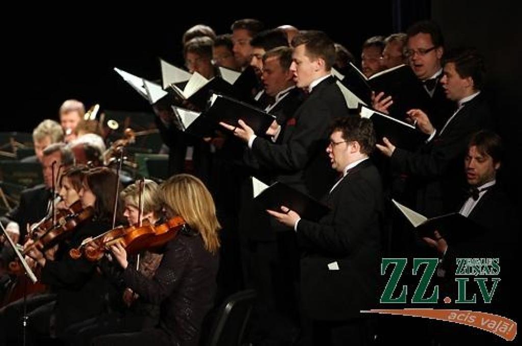 Ceturtdien Jelgavas kultūras namā notika koncerts, kurā tika atskaņots Karla Orfa sacerētais darbs «Carmina Burana». koncertā uzstājās Valsts Akadēmiskais koris «Latvija», Latvijas Nacionālais simfoniskais orķestris un Igaunijas tenors...