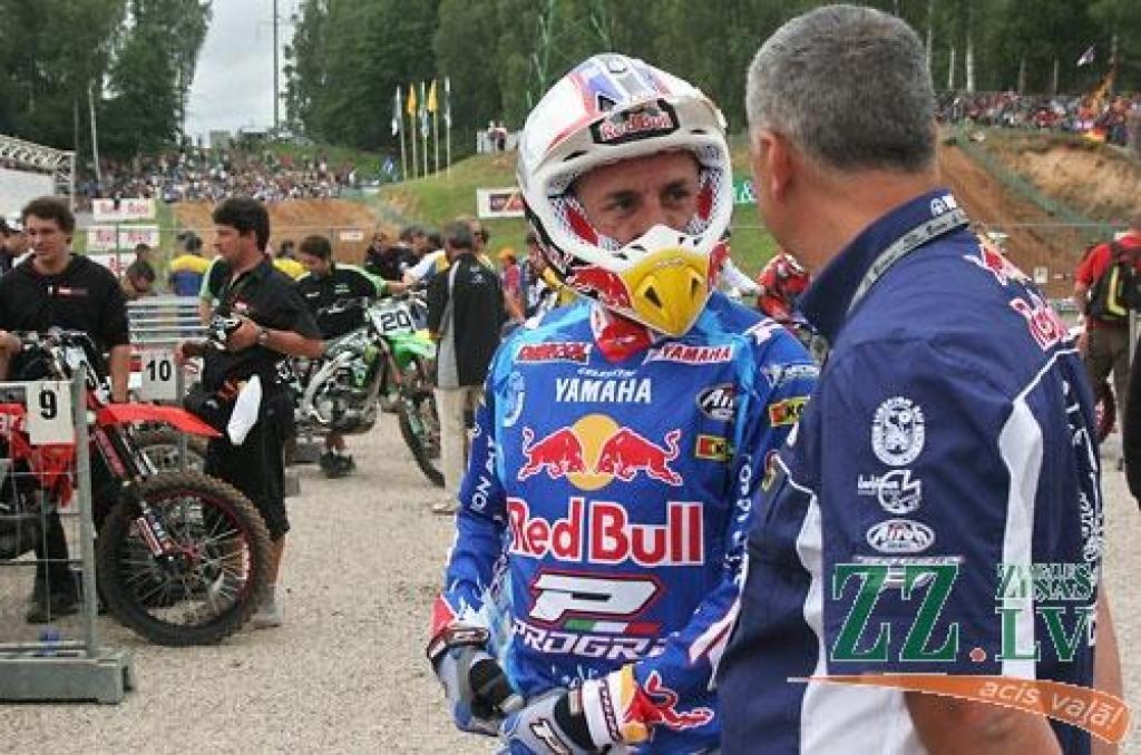 Fotomirkļi no nedēļas nogalē Ķeguma trasē «Zelta Zirga» aizvadītajām pasaules prestižākajām motokrosa sacīkstēm.