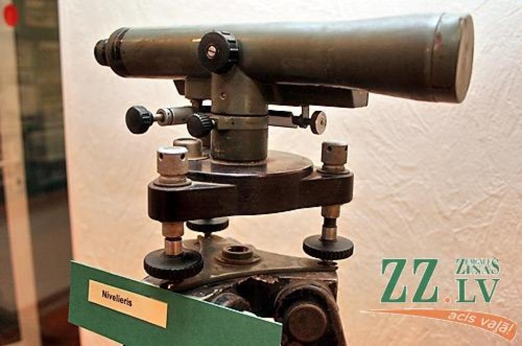 Ozolnieku novada muzejā joprojām skatāma pastāvīgā izstāde «Ozolnieku cilvēki pirms 90, 80, 70, 60… gadiem», kas tika atklāta maija beigās. Materiālu klāsts ir izvietots stendos, kuros stāstīts par senākajiem vēsturiskajiem objektiem, kuri...