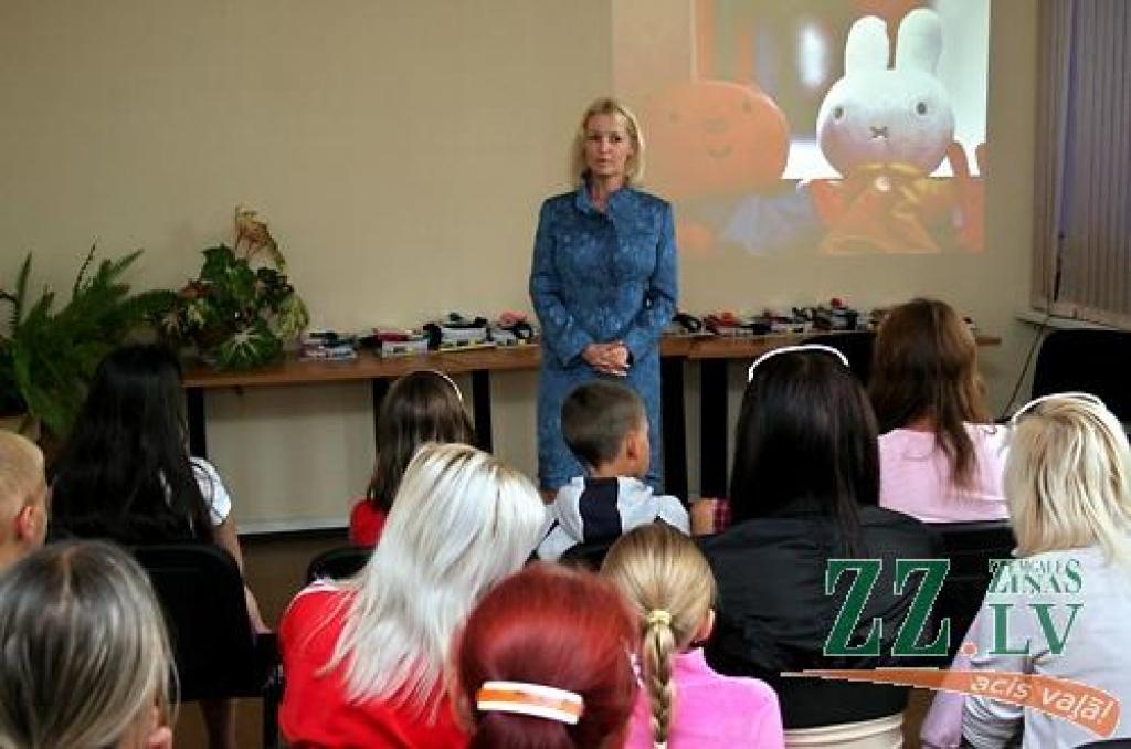 Šonedēļ noslēdzās labdarības akcija «Padalies!», kuras mērķis bija palīdzēt sagatavoties jaunajam mācību gadam Jelgavas daudzbērnu ģimenēm un vēl trim ģimenēm, kuru mājokļi tika izpostīti ugunsgrēkā. Noslēguma pasākumā 15 bērni no septiņām...