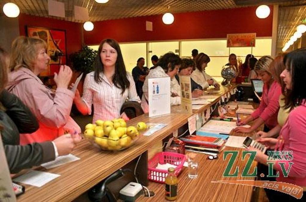 Iesaistoties akcijā «Esi aktīva, Latvija!», arī Jelgavas sporta un fitnesa klubā «Fitland» sestdien apmeklētājiem tika piedāvāta bezmaksas praktisko un teorētisko sporta un aktīvās atpūtas nodarbību programma. Atvērto durvju dienā ikviens...