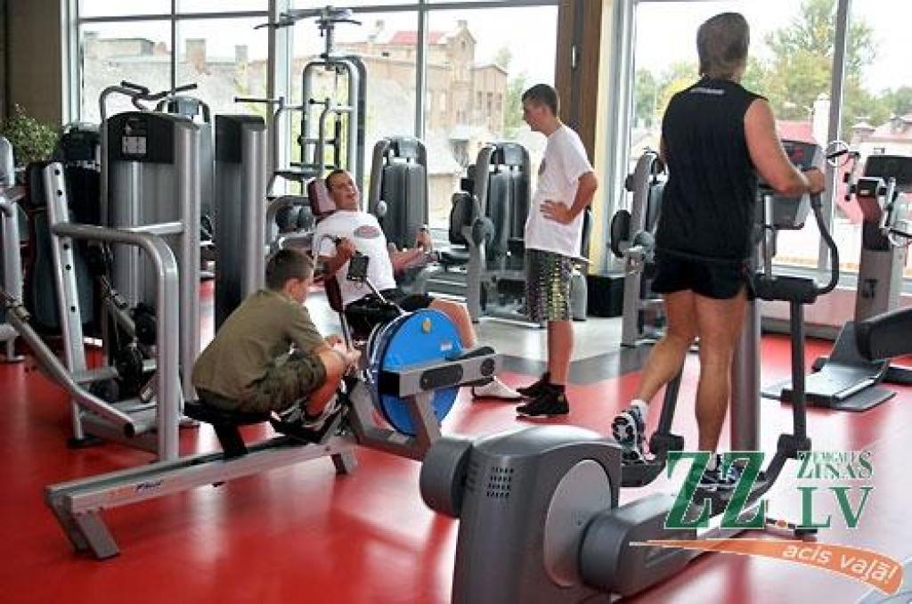 Iesaistoties akcijā «Esi aktīva, Latvija!», arī Jelgavas sporta un fitnesa klubā «Fitland» sestdien apmeklētājiem tika piedāvāta bezmaksas praktisko un teorētisko sporta un aktīvās atpūtas nodarbību programma. Atvērto durvju dienā ikviens...