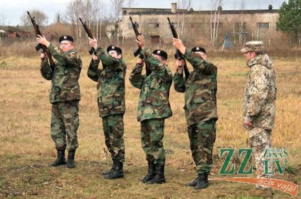 Līvbērzes pagasta Vārpas ciemā, kas atrodas Jelgavas ziemeļu pievārtē, sestdien, 21.novembrī, atklāja piemiņas akmeni Artūra Kēlera bataljonam, kurš 1919.gada 20. un 21.novembrī ieņēma Jelgavu no Kalnciema puses. Šeit bija sapulcējies jau...