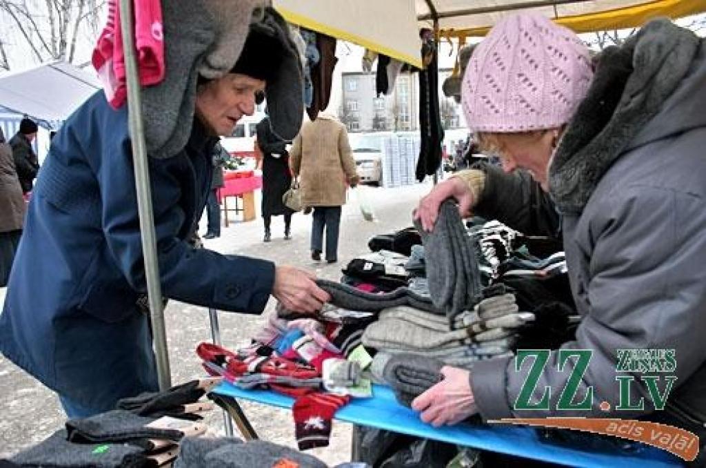 19.decembrī, Jelgavas centrā, Hercoga Jēkaba laukumā notika ikgadējais Ziemassvētku tirdziņš.