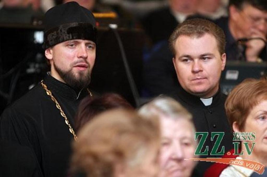 9.janvārī Jelgavas kultūras namā notika pareizticīgo Ziemassvētku koncerts «Ceļā...». Koncertā piedalījās Jelgavas 4.vidusskolas meiteņu koris «Spīgo», Jelgavas 2.pamatskolas folkloras koris «Zvoņņica», Sv.Simeona un Sv.Annas pareizticīgo...