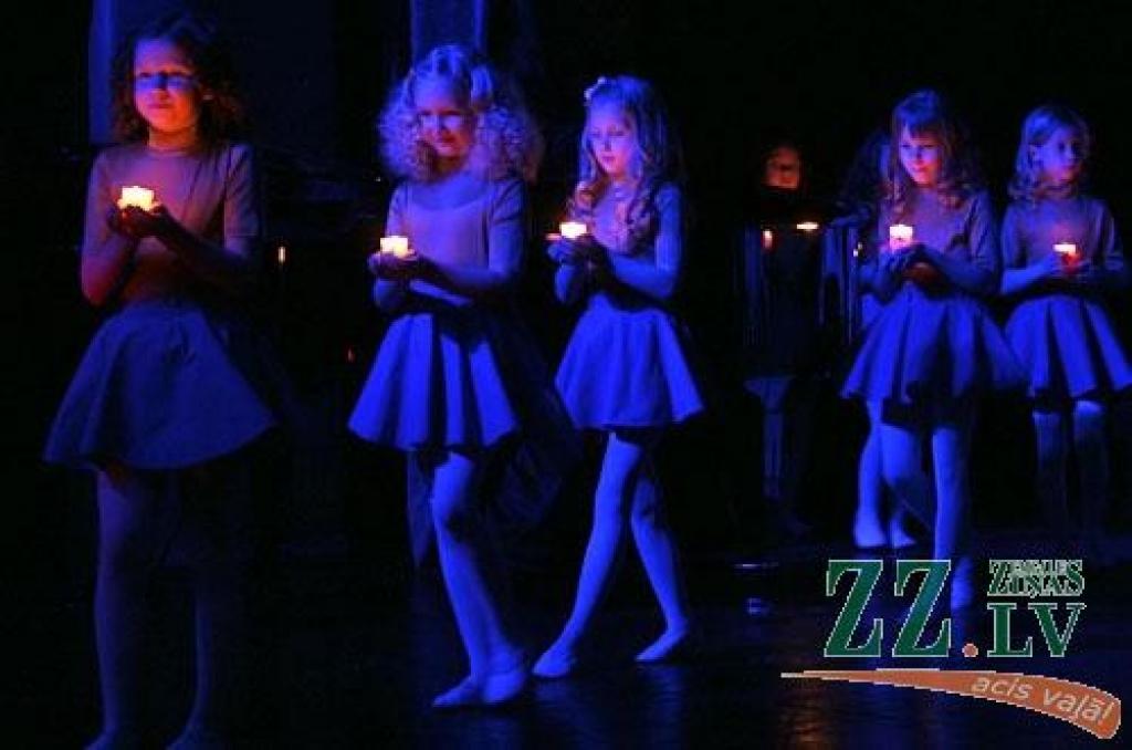 9.janvārī Jelgavas kultūras namā notika pareizticīgo Ziemassvētku koncerts «Ceļā...». Koncertā piedalījās Jelgavas 4.vidusskolas meiteņu koris «Spīgo», Jelgavas 2.pamatskolas folkloras koris «Zvoņņica», Sv.Simeona un Sv.Annas pareizticīgo...