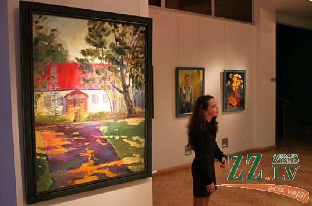 Jelgavas kultūras nams 2010.izstāžu gadu sāka ceturtdien uzreiz ar četru jaunu ekspozīciju atvēršanu. Visu jaunizstādīto darbu autori ir Jelgavas Tautas gleznošanas studijas dalībnieki, kas māku vizuāli izpausties papildina pie pedagogiem...