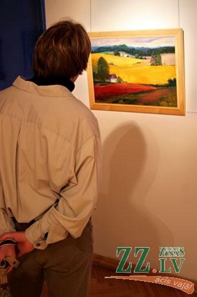 Jelgavas kultūras nams 2010.izstāžu gadu sāka ceturtdien uzreiz ar četru jaunu ekspozīciju atvēršanu. Visu jaunizstādīto darbu autori ir Jelgavas Tautas gleznošanas studijas dalībnieki, kas māku vizuāli izpausties papildina pie pedagogiem...