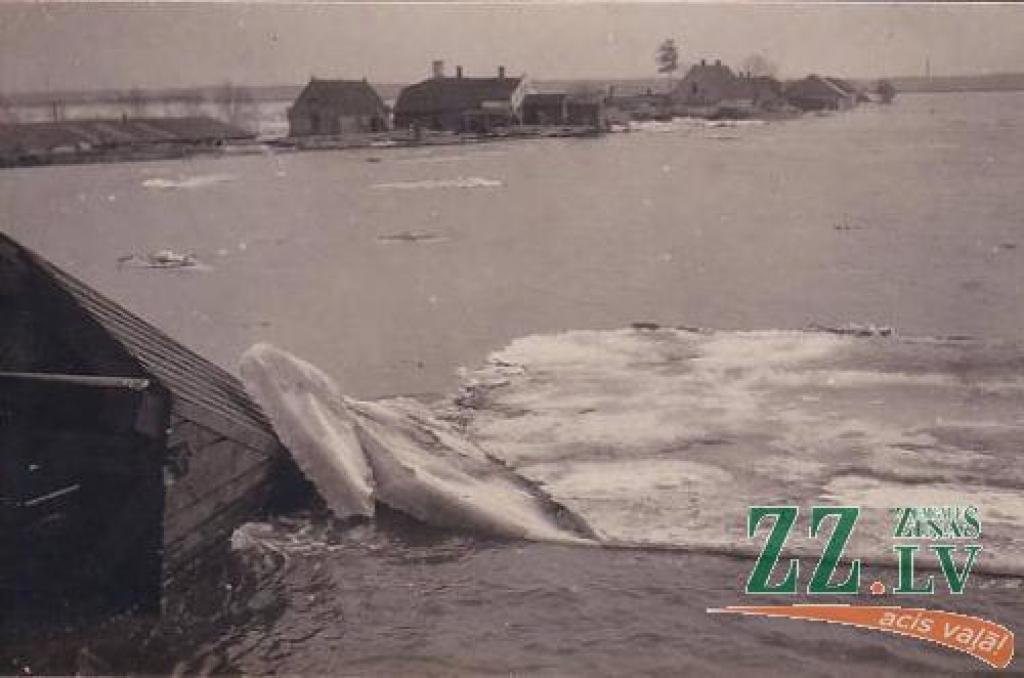 Advokātam Normundam Rečam jau vairāk nekā divarpus gadus ievērojama brīvā laika aizraušanās ir vecās Jelgavas fotogrāfiju un attēlu kolekcionēšana. Kolekcionārs nolēmis bez atlīdzības padalīties šajā kolekcijā ar zz.lv lasītājiem. Šeit...