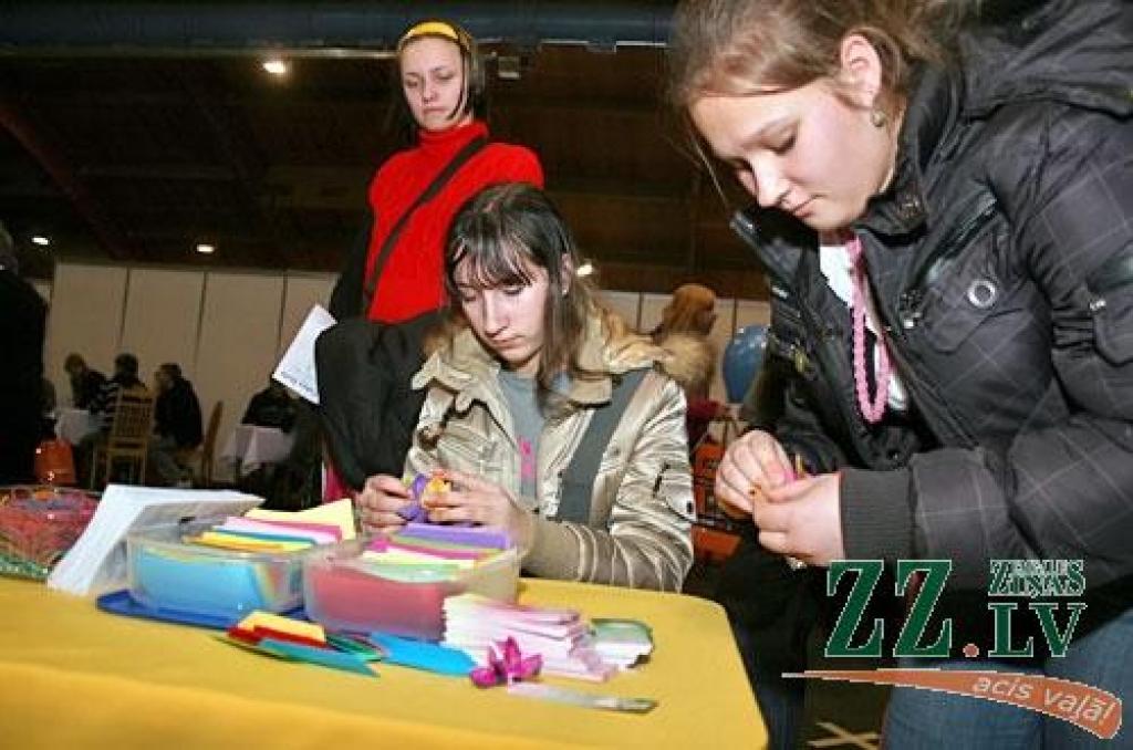 Kā ierasts, ziemas izskaņā, četras dienas – no 25. līdz 28. februārim – Ķīpsalā notiek trīspadsmitā starptautiskā «Latvijas grāmatu izstāde 2010». Daudzveidīgu grāmatu klāstu piedāvā Latvijas izdevniecības, darbosies arī grāmatu maiņas...