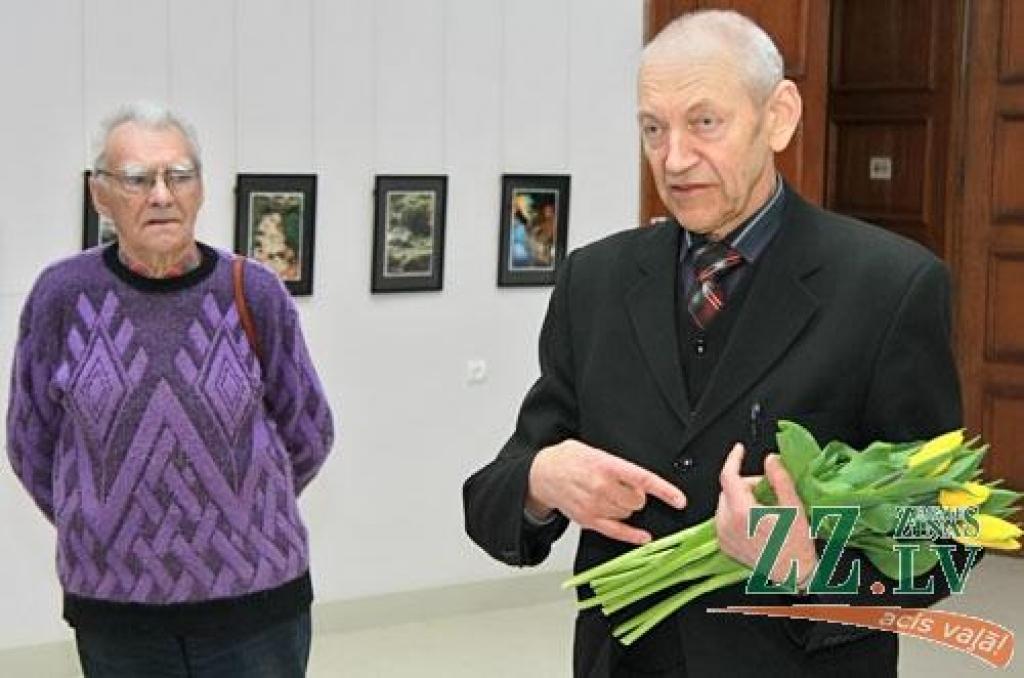 Kopš 18.marta Ģ.Eliasa Jelgavas Vēstures un mākslas muzejā skatāma Gunta Eniņa izstāde «Dabas pieminekļi Latvijas ainavā».

G.Eniņš ir pazīstams kā cilvēks, kurš jau daudzus gadus ir draugos ar mūsu zemes sirmajiem ozoliem un simtgadīgajām...