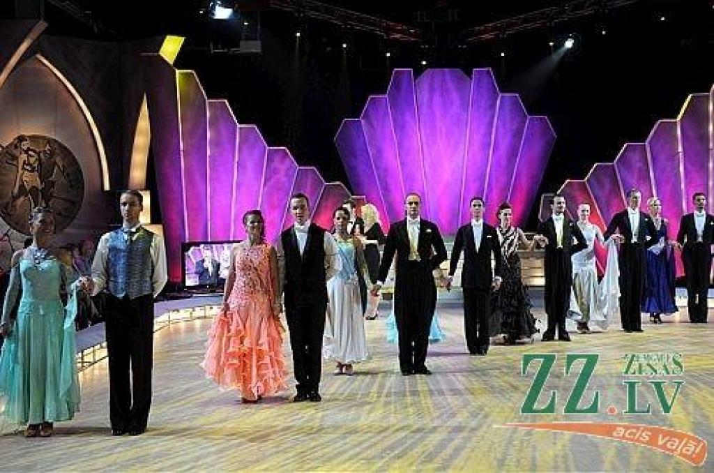 7.martā šovā «Dejo ar zvaigzni 3» Santa Didžus un jelgavnieks Māris Pūce šova skatītājus un žūriju pārsteidza ar negaidītu uzdrīkstēšanos, kas vēl ilgi saglabāja zināmu apjumu un viedokļu dalīšanos žūrijā - viņi dejoja asu tango,...