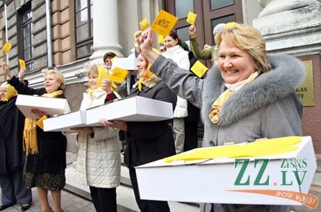 7.aprīlī savu fakultātes dienu svinēja Latvijas Lauksaimniecības universitātes (LLU) Ekonomikas fakultātes (EF) studenti. «Eku dienas 2010» atklāja šogad pirmos no tradicionālajiem fakultāšu svētkiem, kam vieni pēc otriem drīz sekos citi,...