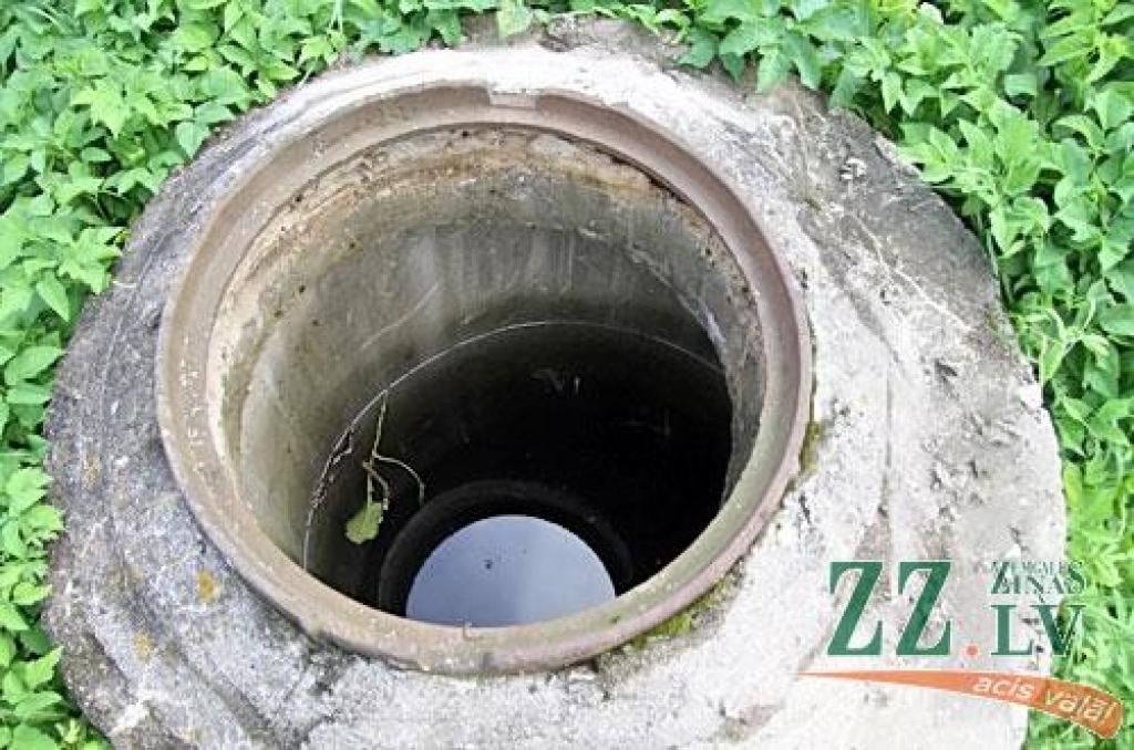 Otrdienas vakara negaiss, ko pavadīja spēcīgs vējš un lietus, daudzviet pārpludinājis dārzus, laukus, lauzis kokus vai to zarus, kā arī sagāzis veldrē labību.
Valsts ugunsdzēsības un glābšanas dienests saņēmis trīs izsaukumus par vētrā...