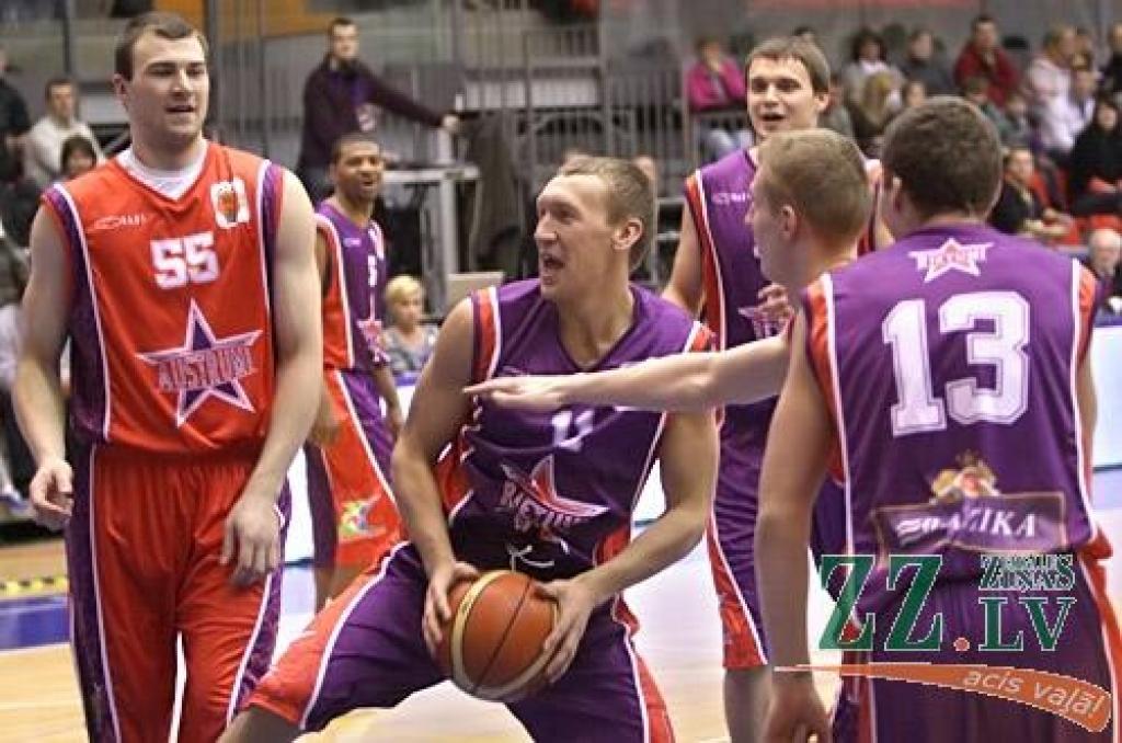 Svētdien Latvijas Basketbola līgas (LBL) 20. sezonas Zvaigžņu spēlē Zemgales Olimpiskajā centrā Jelgavā Ainara Zvirgzdiņa trenētie «Austrumi» ar 100:94 uzvarēja «Rietumu» basketbolistus, kurus cīņā vadīja BK «Zemgale» galvenais treneris...
