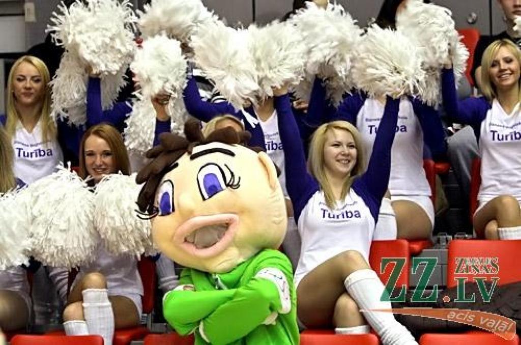 Svētdien Latvijas Basketbola līgas (LBL) 20. sezonas Zvaigžņu spēlē Zemgales Olimpiskajā centrā Jelgavā Ainara Zvirgzdiņa trenētie «Austrumi» ar 100:94 uzvarēja «Rietumu» basketbolistus, kurus cīņā vadīja BK «Zemgale» galvenais treneris...