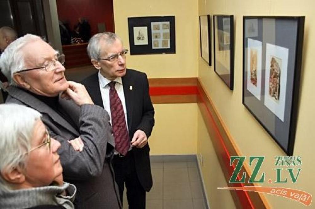 Ceturtdien Jelgavas Zinātniskās bibliotēkas galerijā atklāja Baņutas Ancānes Viljama Šekspīra sonetiem veidoto ilustrāciju izstādi. Tā ir pirmā mākslinieces viesošanās mūsu pilsētā. Šie darbi pagājušā gadsimta 90.gadu otrajā pusē tapa kā...