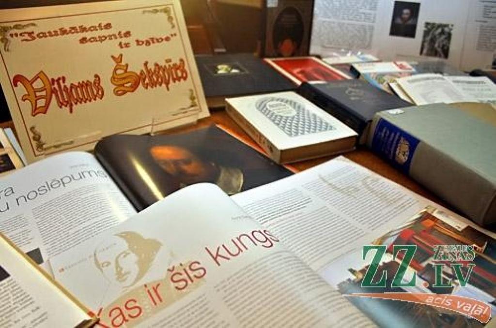 Ceturtdien Jelgavas Zinātniskās bibliotēkas galerijā atklāja Baņutas Ancānes Viljama Šekspīra sonetiem veidoto ilustrāciju izstādi. Tā ir pirmā mākslinieces viesošanās mūsu pilsētā. Šie darbi pagājušā gadsimta 90.gadu otrajā pusē tapa kā...