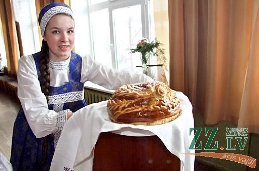 Klāt ir Masļeņica, kas pēc senām slāvu tradīcijām apzīmē ziemas beigas, kad pavasara atnākšana jāsagaida ar prieku un jautrību. Šogad Masļeņica ilgst no 28.februāra līdz 6.martam. Jelgavā to svin svētdien, 6.martā, ar virkni pasākumu 2....