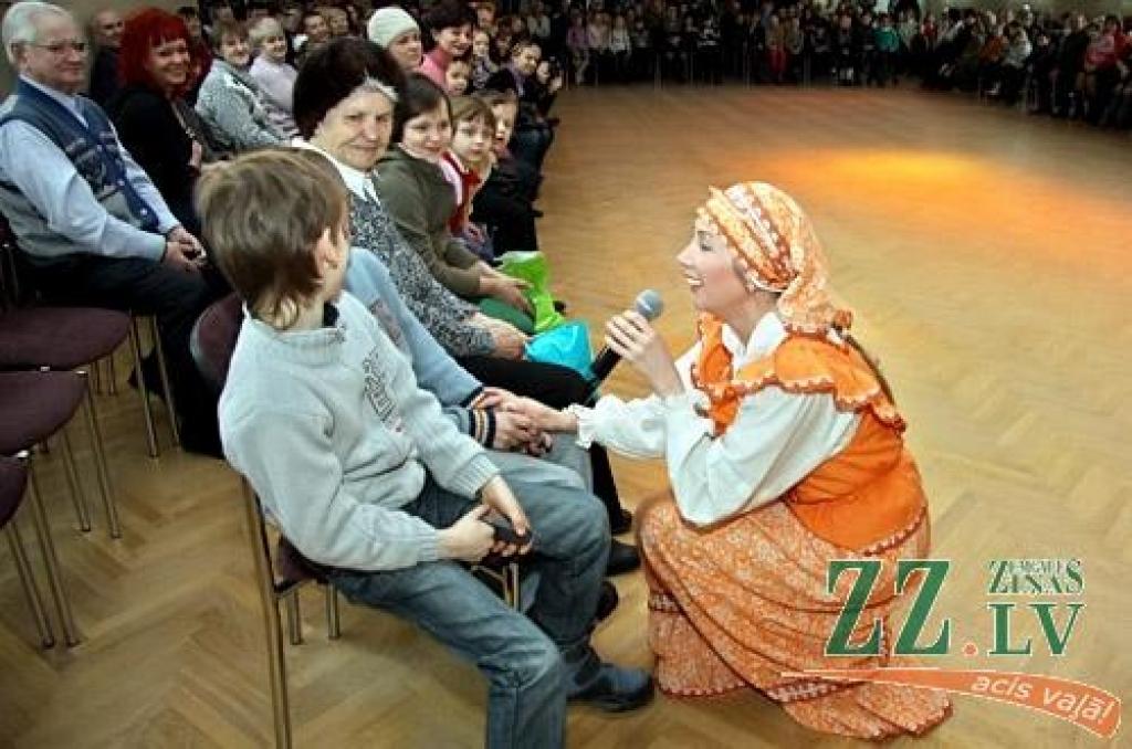 Klāt ir Masļeņica, kas pēc senām slāvu tradīcijām apzīmē ziemas beigas, kad pavasara atnākšana jāsagaida ar prieku un jautrību. Šogad Masļeņica ilgst no 28.februāra līdz 6.martam. Jelgavā to svin svētdien, 6.martā, ar virkni pasākumu 2....