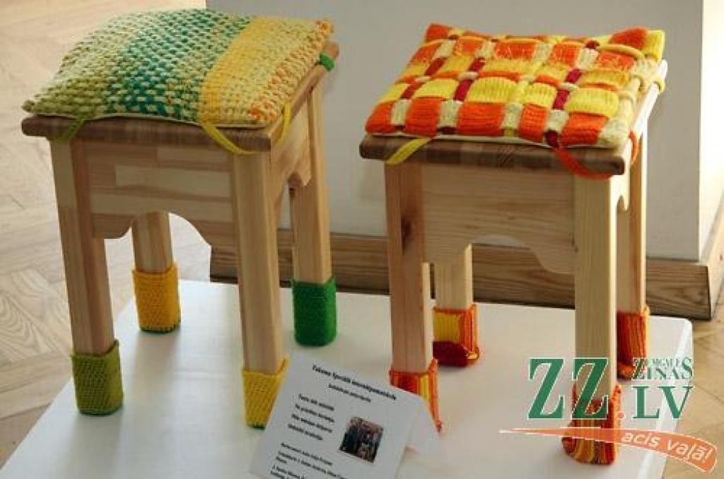Jelgavas kultūras namā apskatāma integratīvā mākslas festivāla «Nāc līdzās» dalībnieku lietišķās un tēlotājmākslas darbu izstāde, kurā piedalās bērni un jaunieši ar garīgās vai fiziskās attīstības traucējumiem, bāreņi un bērni no sociāli...