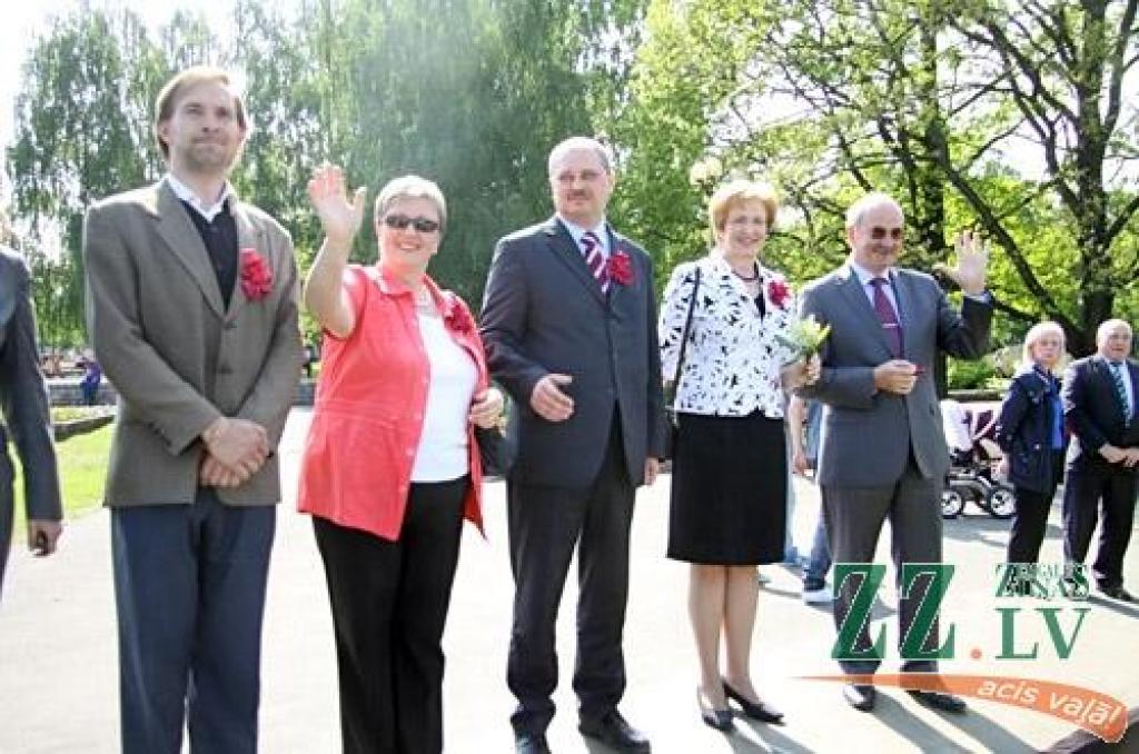 Par to ir pārliecināts pusotrs tūkstotis Latvijas profesionālo izglītības iestāžu jauniešu, kas pulcējās Jelgavā uz Amatnieku svētkiem. Ceturtdien un piektdien Jelgavā pulcējās aptuveni pusotrs tūkstotis jauniešu no visas Latvijas, lai...