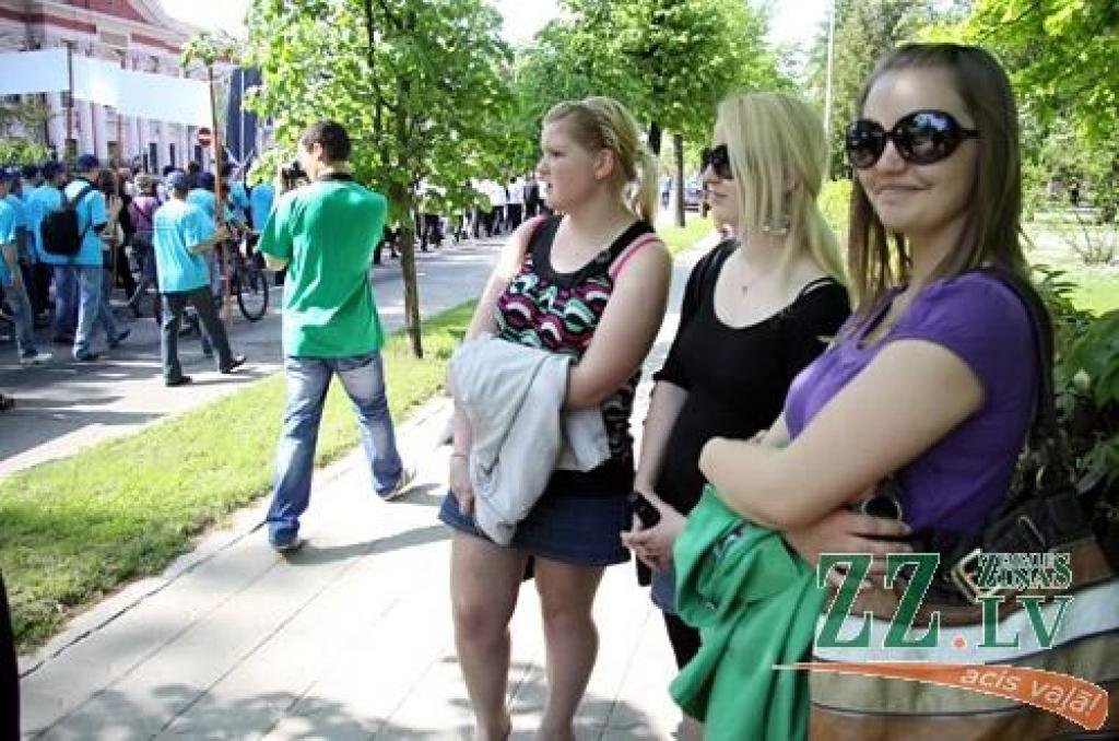 Par to ir pārliecināts pusotrs tūkstotis Latvijas profesionālo izglītības iestāžu jauniešu, kas pulcējās Jelgavā uz Amatnieku svētkiem. Ceturtdien un piektdien Jelgavā pulcējās aptuveni pusotrs tūkstotis jauniešu no visas Latvijas, lai...