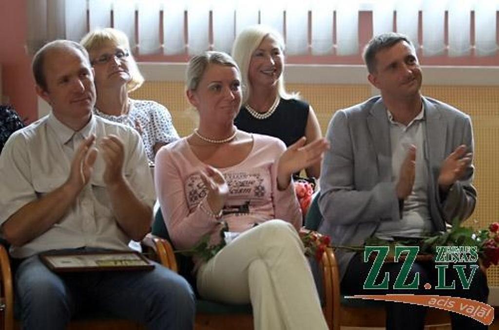 29.jūlijā novada vadība apbalvoja labākos un iedzīvotāju atzītākos uzņēmumus, lai izteiktu pateicību uzņēmējiem un motivētu turpmāk uzlabot pakalpojumu kvalitāti. Pasākumu, kas šogad notiek pirmoreiz, paredzēts rīkot katru gadu. Jelgavas...