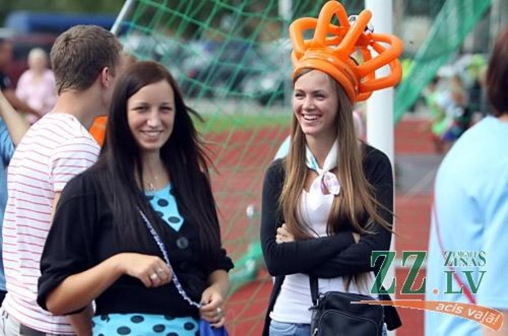 Grupas «Prāta vētra» iedibinātais amatieru čempionāts minifutbolā «Mītava open 2011» noslēdzies 13. augustā ar finālturnīru Zemgales Olimpiskajā centrā.
Līdz tam notika priekšsacīkstes jeb seši zonālie turnīri, un no katra pa trim...