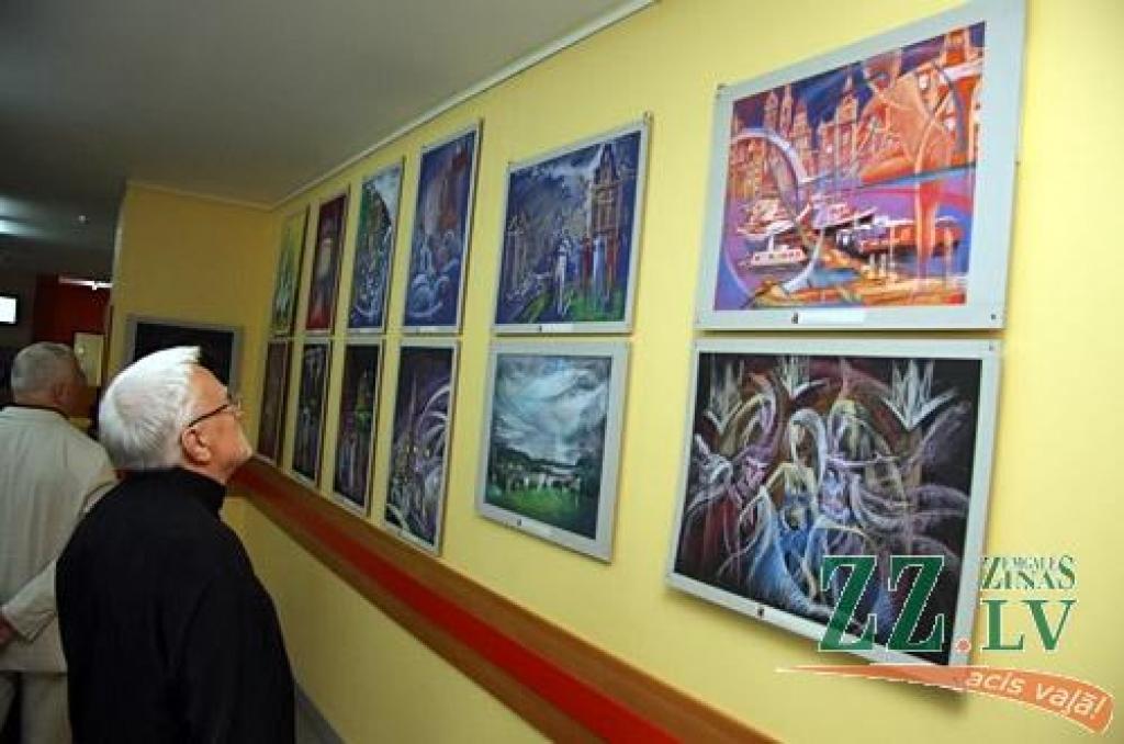 Jelgavas Zinātniskās bibliotēkas (JZB) galerijā otrdien atklāja mākslinieka Raita Junkera gleznu izstādi «No...». Kaut gleznu autoru nu jau grūti ierindot jauno kategorijā (R.Junkers dzimis 1959.gadā Kuldīgas rajona Ēdolē), Jelgavas...