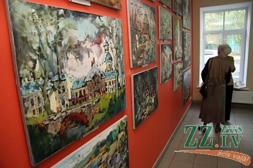 Jelgavas Zinātniskās bibliotēkas (JZB) galerijā otrdien atklāja mākslinieka Raita Junkera gleznu izstādi «No...». Kaut gleznu autoru nu jau grūti ierindot jauno kategorijā (R.Junkers dzimis 1959.gadā Kuldīgas rajona Ēdolē), Jelgavas...