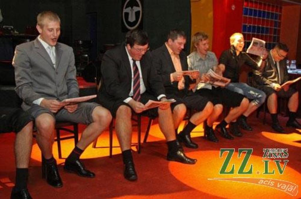 Sezonas noslēguma pasākumu, kā ierasts nu jau vairākus gadus, futbola klubs «Jelgava» rīkoja mūzikas klubā «Jelgavas krekli». Par tā saucamās «oficiālās daļas» galveno notikumu, protams, kļuva labāko futbolistu apbalvošana, kur šoreiz...