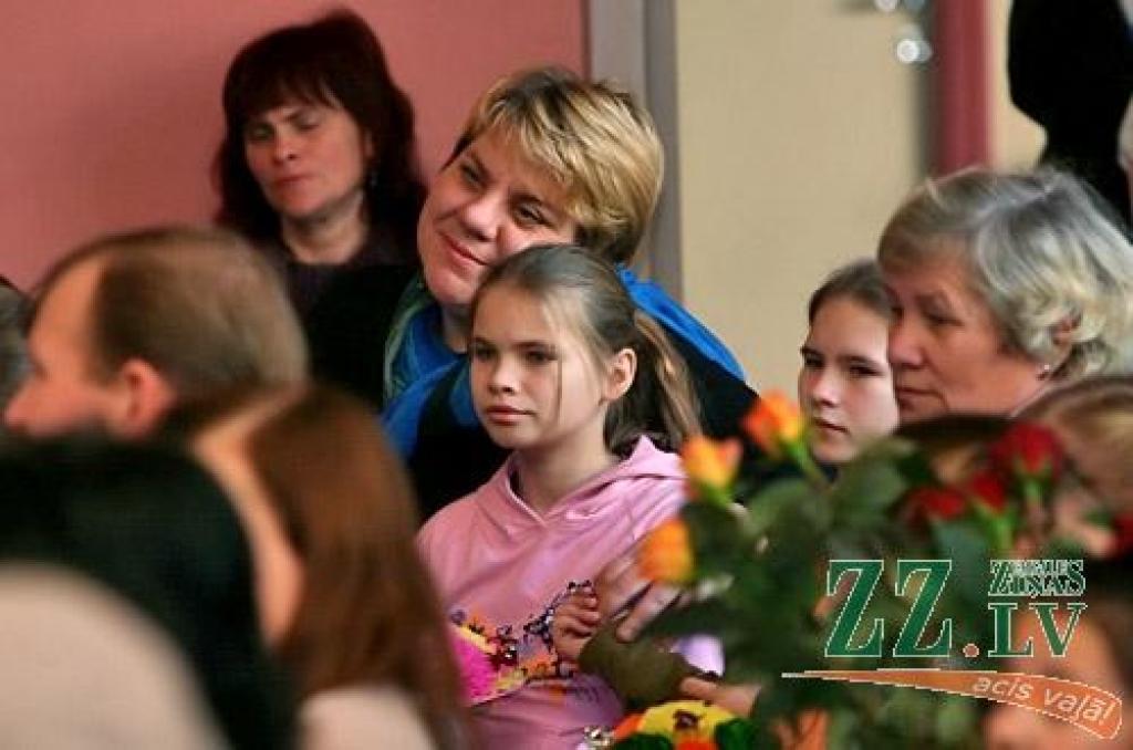 Jelgavas novada pašvaldība šodien rīkoja jau par tradīciju kļuvušo pateicības pasākumu audžuģimenēm un aizbildņiem Jelgavas novadā. Šogad ģimenes sveiktas ceturto reizi.
Jelgavas novadā ir 11 audžuģimeņu un 70 aizbildņu, kuri nodrošina...