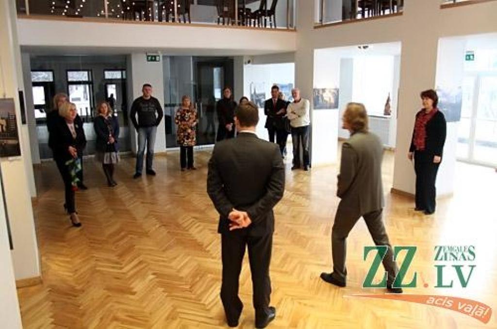 Ieskats Liberecas savdabīgajā arhitektūrā ir desmitais čehu kultūras projekts, ko Čehijas Republikas vēstniecība Jelgavas kultūras namā kopš 2000. gada piedāvā mūsu pilsētas iedzīvotājiem, saskaitījis vēstniecības kultūras projektu...