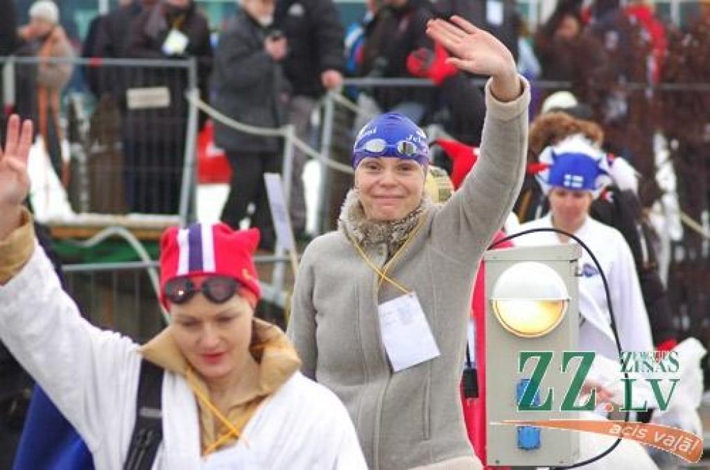 No 20. Līdz 22.janvārim Jūrmalā notiek pasaules čempionāts ziemas peldēšanā, kuram pieteikušies 1126 dalībnieki no 26 valstīm. Gan startējošo sarakstā, gan rīkotāju vidū ir «Jelgavas roņu» pārstāvji ar kluba vadītāju Aleksandru Jakovļevu...