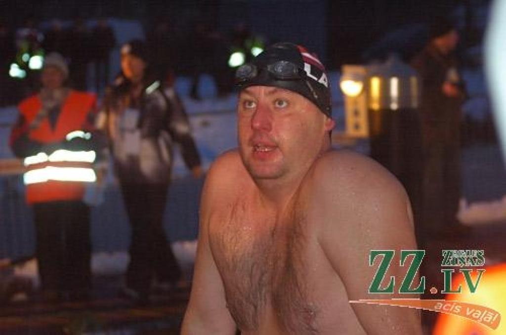 No 20. Līdz 22.janvārim Jūrmalā notiek pasaules čempionāts ziemas peldēšanā, kuram pieteikušies 1126 dalībnieki no 26 valstīm. Gan startējošo sarakstā, gan rīkotāju vidū ir «Jelgavas roņu» pārstāvji ar kluba vadītāju Aleksandru Jakovļevu...