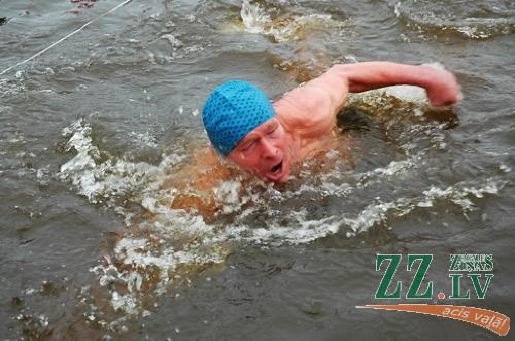 No 20. Līdz 22.janvārim Jūrmalā notiek pasaules čempionāts ziemas peldēšanā, kuram pieteikušies 1126 dalībnieki no 26 valstīm. Gan startējošo sarakstā, gan rīkotāju vidū ir «Jelgavas roņu» pārstāvji ar kluba vadītāju Aleksandru Jakovļevu...