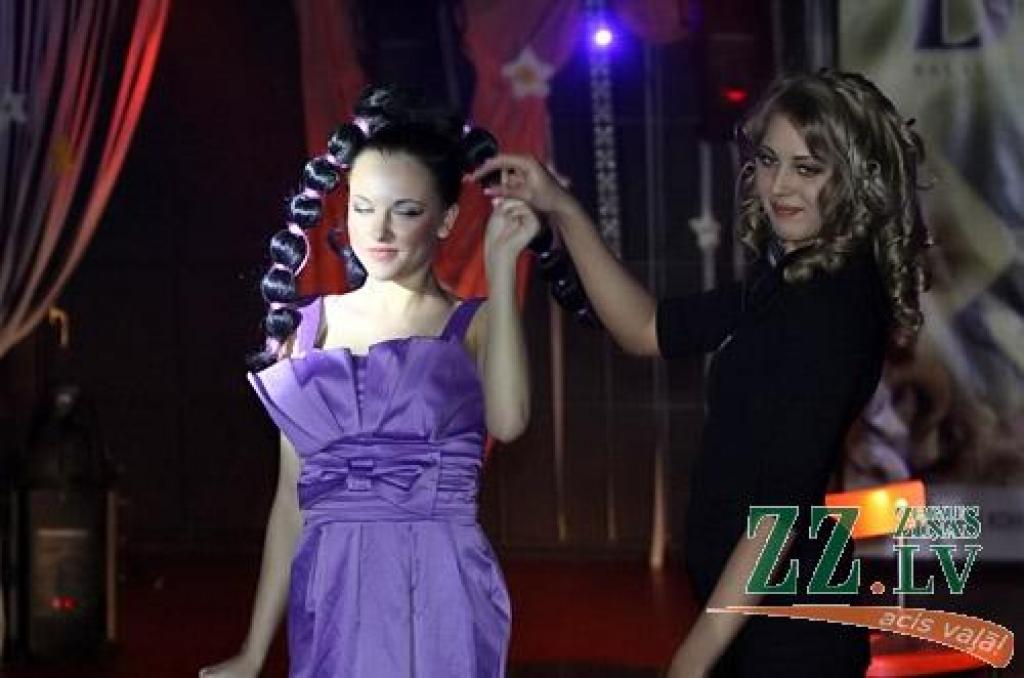 14.janvārī kronēti «Mis un Misters Jelgava 2011» - Līga Vosele un Juris Leonovičs.